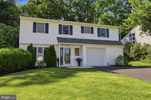 186 Windmill Rd, Willow Grove, PA 19090 - Photo 1