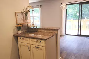 25 Forsythia Ct, Lafayette Hill, PA 19444 - Photo 4