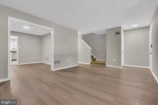 108 Windsor Cir, North Wales, PA 19454 - Photo 6