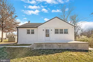 2952 Dekalb Pike, Norristown, PA 19401 - Photo 2