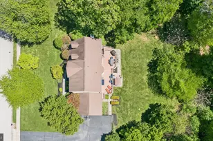 6 Locust Way, Lafayette Hill, PA 19444 - Photo 8