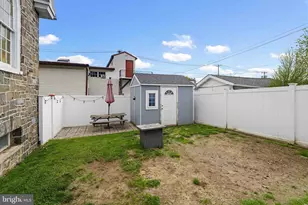421 Derstine Ave, Lansdale, PA 19446 - Photo 4