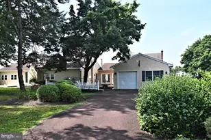 137 A S 3rd St, Telford, PA 18969 - Photo 32