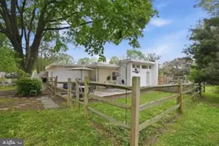 8309 MacArthur Rd, Glenside, PA 19038 - Photo 36