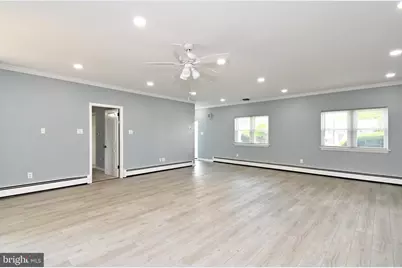 137 S 3rd Street #UNIT B, Telford, PA 18969 - Photo 8