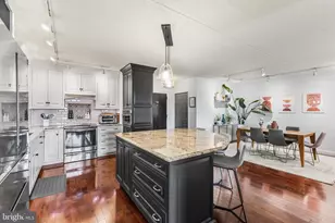 21132 Valley Forge Cir, King of Prussia, PA 19406 - Photo 8