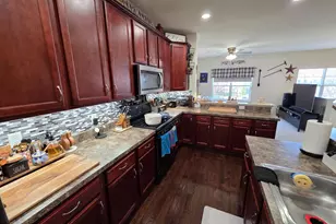 2125 Hayward Ave, Pennsburg, PA 18073 - Photo 18