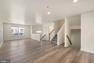 329 Glenn Rose Cir, King of Prussia, PA 19406 - Photo 2