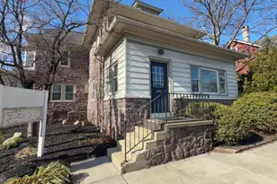 801 N Charlotte St, Pottstown, PA 19464 - Photo 1