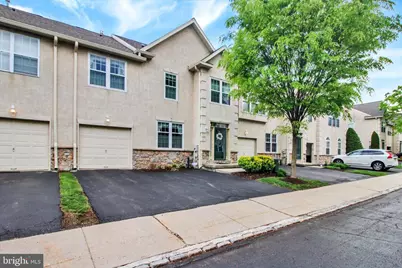 107 Castle Drive, North Wales, PA 19454 - Photo 2