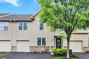 107 Castle Dr, North Wales, PA 19454 - Photo 1