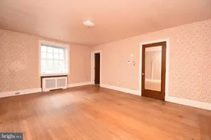 105 E Logan St, Norristown, PA 19401 - Photo 28