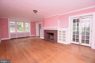105 E Logan St, Norristown, PA 19401 - Photo 14