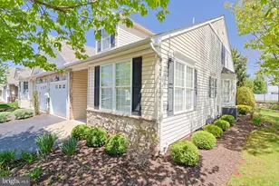 3166 Arbour Green Ct, Hatfield, PA 19440 - Photo 4