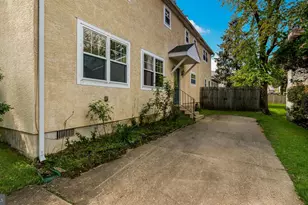1734 Fitzwatertown Rd, Willow Grove, PA 19090 - Photo 4