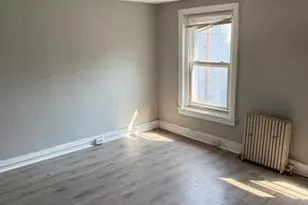 325 E Moore St, Norristown, PA 19401 - Photo 4