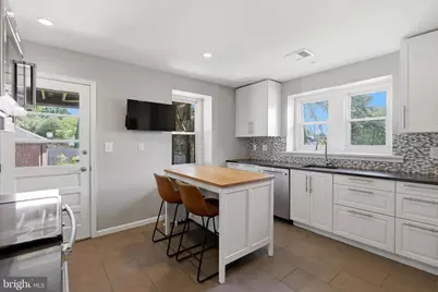 272 E North Lane, Conshohocken, PA 19428 - Photo 6