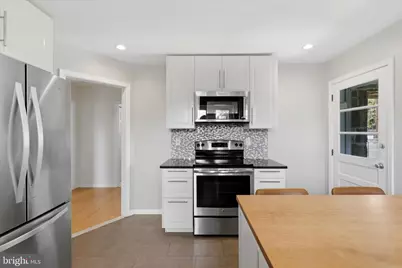 272 E North Lane, Conshohocken, PA 19428 - Photo 8