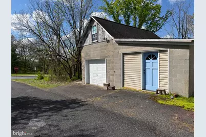 591 Dotts Street, Pennsburg, PA 18073 - Photo 6
