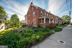 591 Dotts St, Pennsburg, PA 18073 - Photo 2