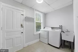 221 Ardmore Ave, Ardmore, PA 19003 - Photo 22
