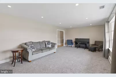 642 Knoll Drive, Lansdale, PA 19446 - Photo 6