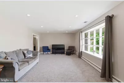 642 Knoll Drive, Lansdale, PA 19446 - Photo 8