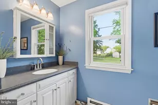 642 Knoll Dr, Lansdale, PA 19446 - Photo 34