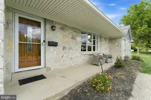 642 Knoll Dr, Lansdale, PA 19446 - Photo 4