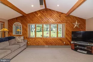 225 Parkview Ct, Harleysville, PA 19438 - Photo 14