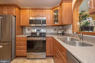 225 Parkview Ct, Harleysville, PA 19438 - Photo 10