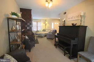 112 Magnolia Ct, Collegeville, PA 19426 - Photo 6
