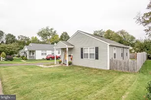 1212 Johnston Ave, Abington, PA 19001 - Photo 2