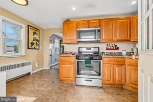 2810 E County Line Rd, Hatboro, PA 19040 - Photo 6