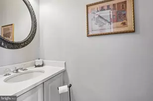 421 Dartmoor Rd, Schwenksville, PA 19473 - Photo 28