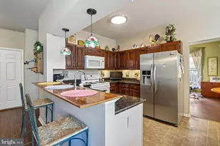 421 Dartmoor Rd, Schwenksville, PA 19473 - Photo 26
