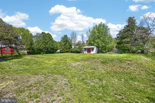723 Wendy Dr, Pottstown, PA 19464 - Photo 12