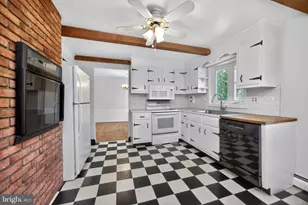 723 Wendy Dr, Pottstown, PA 19464 - Photo 24