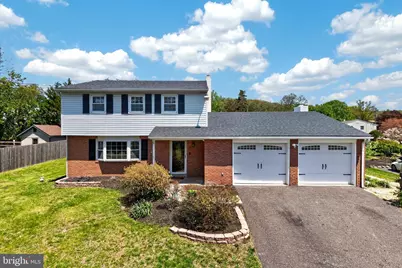 723 Wendy Drive, Pottstown, PA 19464 - Photo 2