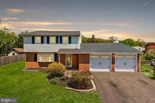 723 Wendy Dr, Pottstown, PA 19464 - Photo 1