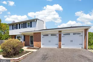 723 Wendy Dr, Pottstown, PA 19464 - Photo 4