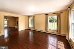 801 Upper Mainland Rd, Harleysville, PA 19438 - Photo 4