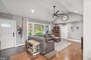 19 Madison Rd, Willow Grove, PA 19090 - Photo 4