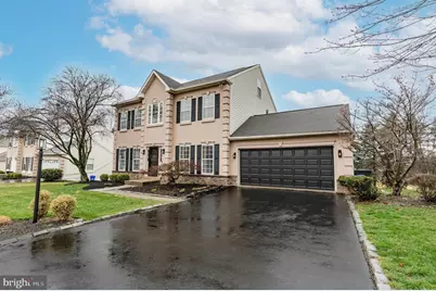 105 Archbishop Drive, Conshohocken, PA 19428 - Photo 2