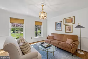 2 Hedgerow Dr, Spring House, PA 19477 - Photo 4