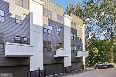 956 Riverplace Drive #2, Conshohocken, PA 19428 - Photo 6