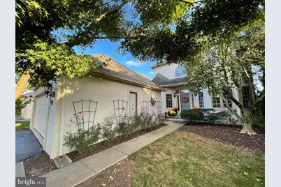 327 Overlook Lane, Conshohocken, PA 19428 - Photo 2