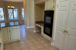 327 Overlook Ln, Conshohocken, PA 19428 - Photo 8