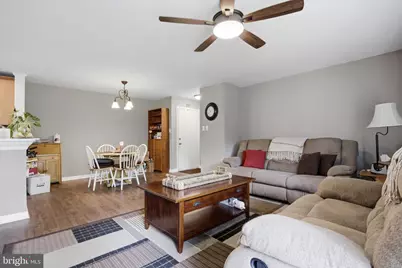 1003 Thornton Court, North Wales, PA 19454 - Photo 4