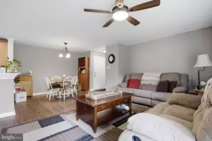 1003 Thornton Ct, North Wales, PA 19454 - Photo 4